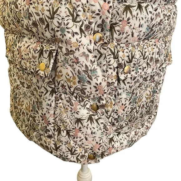 J. Crew Puffer Vest in Liberty Tapestry Floral with Primaloft  S - Picture 3 of 11